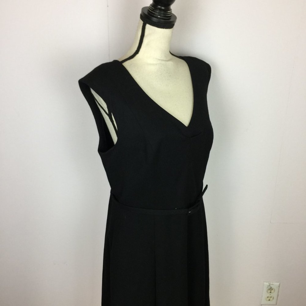 Talbots Fit & Flare Dress Sz 12 Womans Black Wool Cap Sleeve Belt V-neck Pocket - Picture 12 of 13